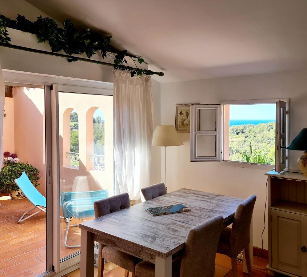 Hameau Des Amandiers - Vue Mer, Golf Et Vignes Leilighet Saint-Cyr-sur-Mer Eksteriør bilde